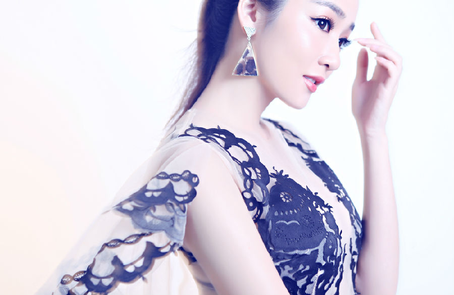 杨姣大陆女歌手 杨姣,1-玩石不恭